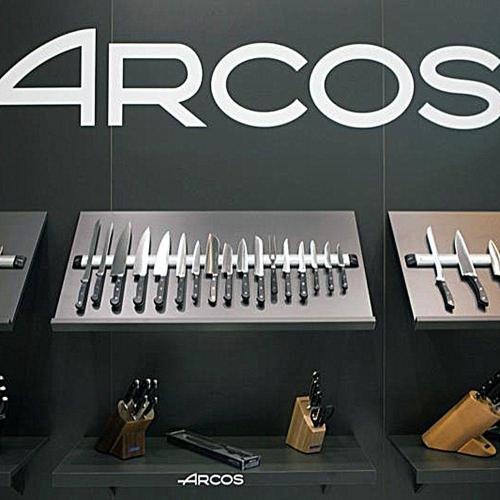 Нож Сантоку 18 см Arcos Clasica черный