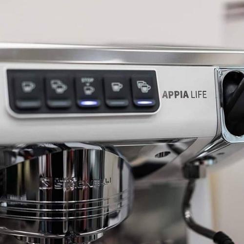 Кофемашина рожковая 11 л Nuova Simonelli Appia Life Standart 2 Gr V белая