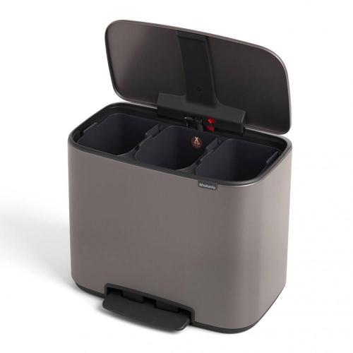 Мусорный бак 33 л Brabantia Bo Pedal Bin серый