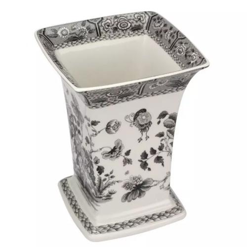 Ваза 16,5х16,5х22,5 см Spode Heritage белая