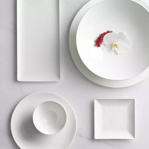 Тарелка для пасты 23,5 см Wedgwood Gio белая