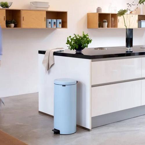 Ведро для мусора 30 л Brabantia NewIcon голубое