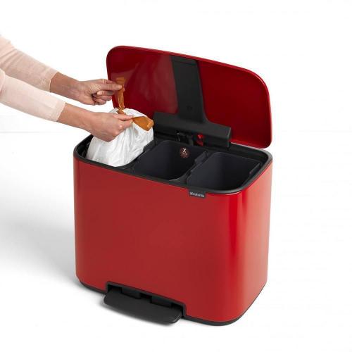 Мусорный бак 33 л Brabantia Bo Pedal Bin красный