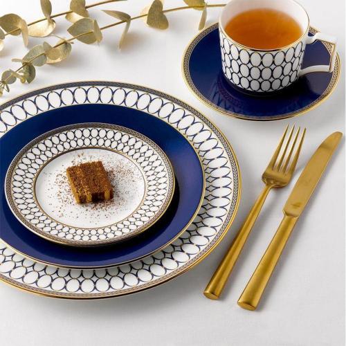 Блюдо  35 см Wedgwood Renaissance Gold