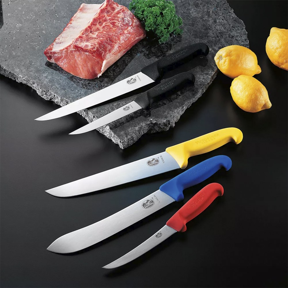 Кухонный нож разделочный 12 см Victorinox Fibrox черный - 4 фото